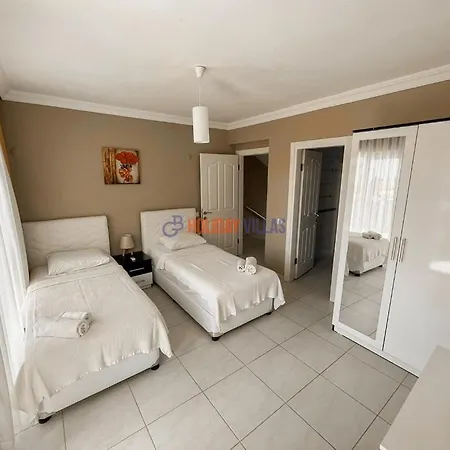 Villa Rena 1